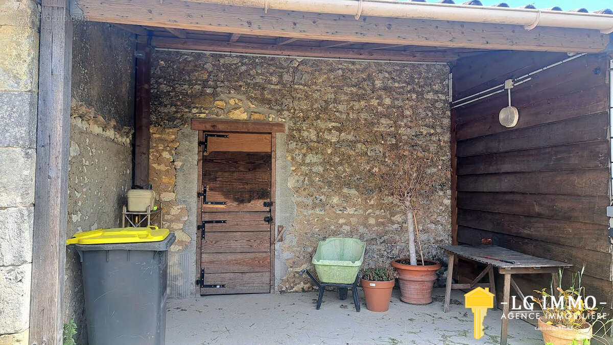 Maison à EPARGNES