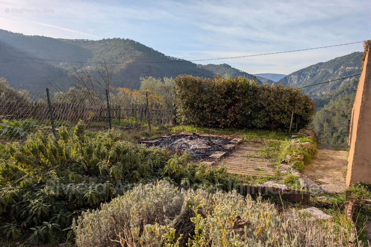 Appartement à UTELLE