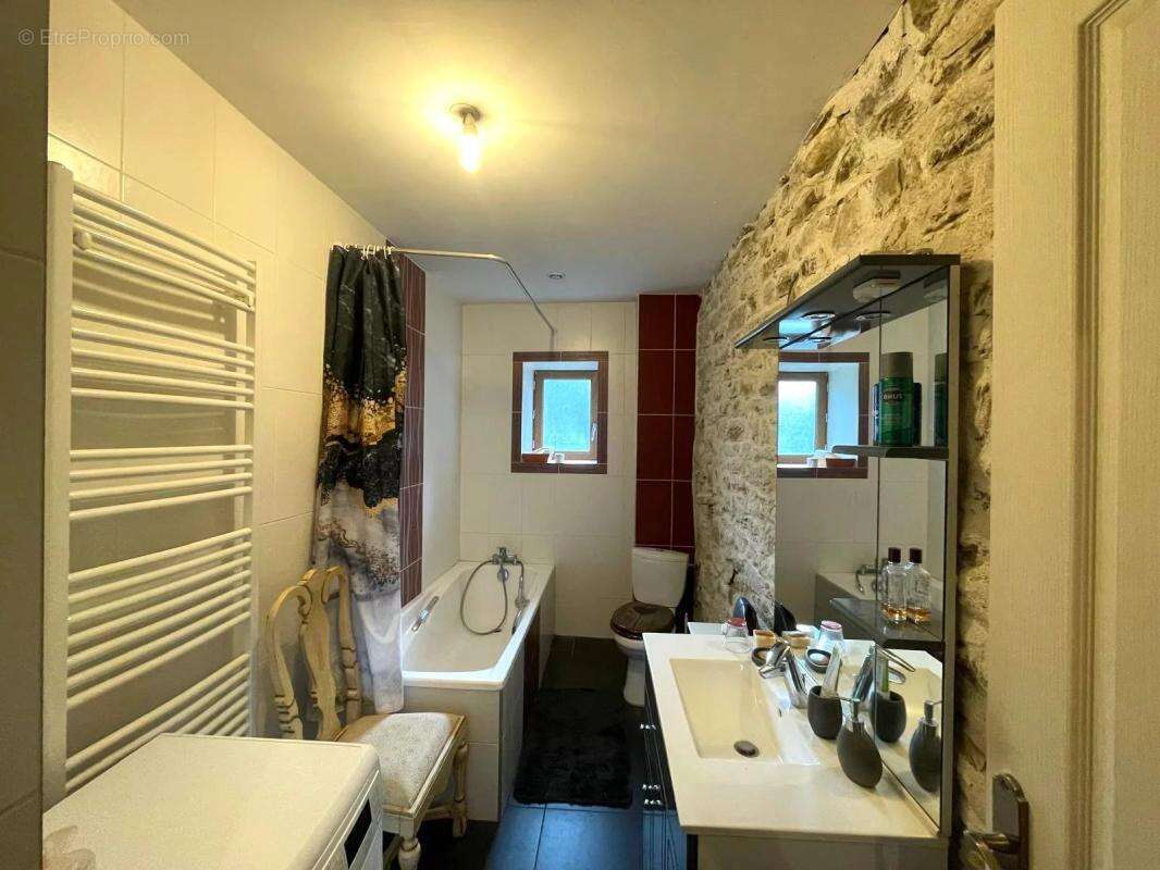 Maison à SAINT-RAMBERT-EN-BUGEY