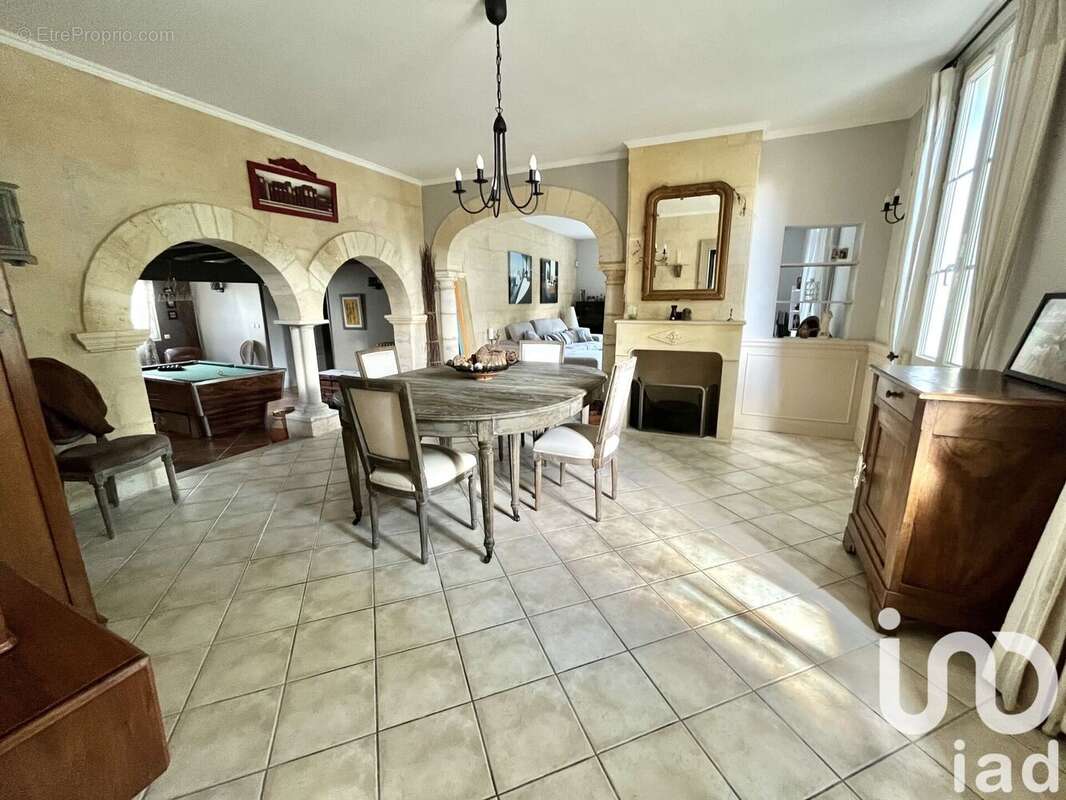 Photo 2 - Maison à AMBARES-ET-LAGRAVE