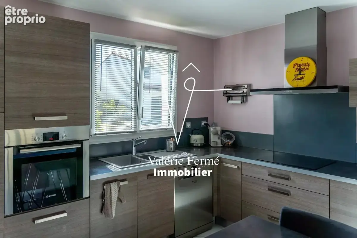 Maison T5, jardin, dépendance, cave, garage - Eysines-Migron. - photo 9