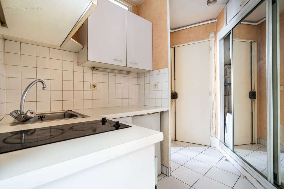 Appartement à PARIS-12E