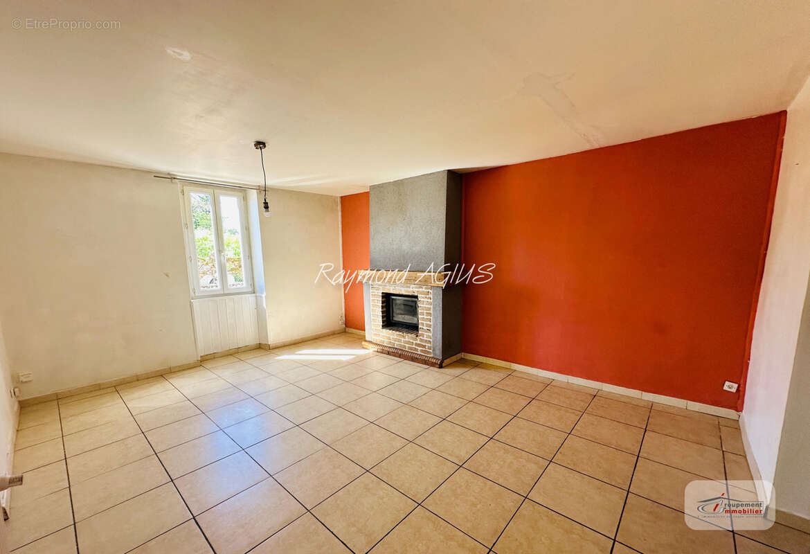 Maison à PINEUILH