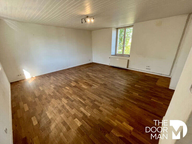 Maison à PARNOY-EN-BASSIGNY