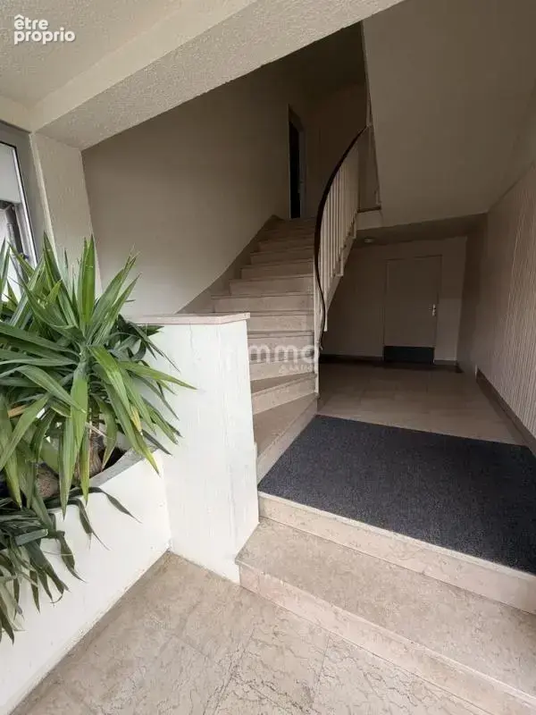 T5 à vendre quartier sud - photo 17