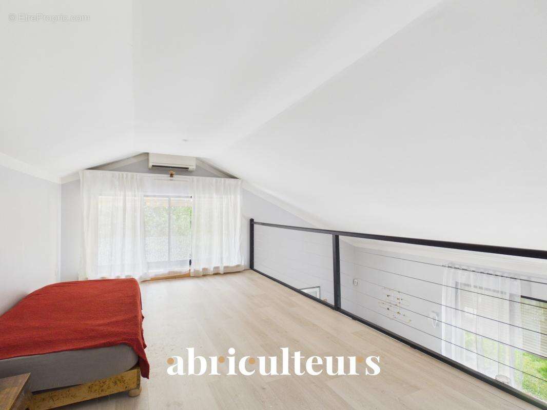 Maison avec piscine vente à  Bordeaux quartier Cauderan (33200) - photo 8