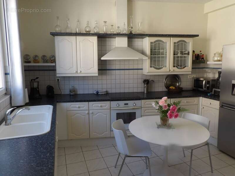 Appartement à NERIS-LES-BAINS