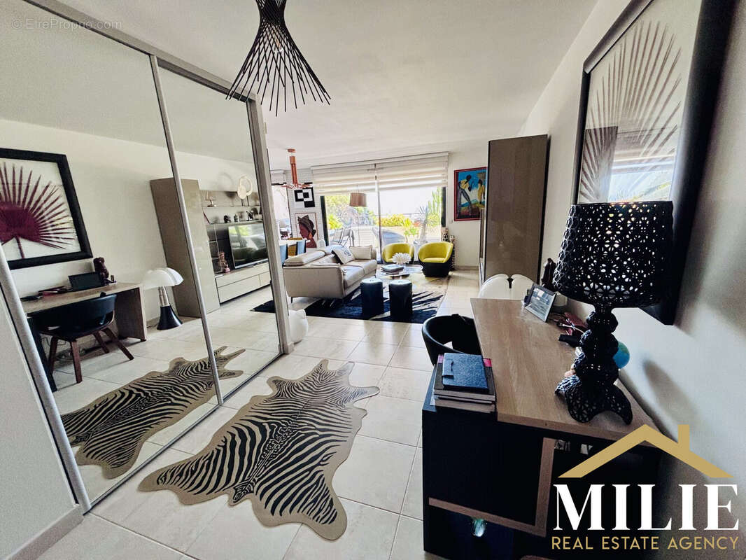 Appartement 75 m² à Bandol  - photo 4