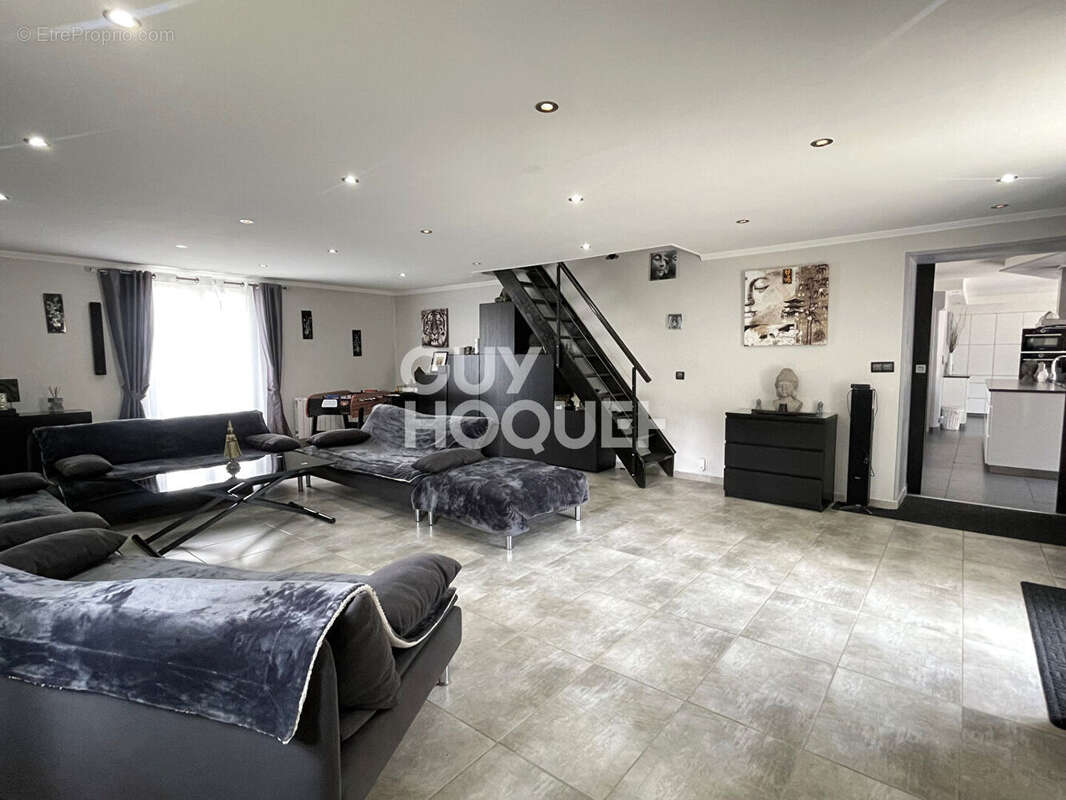 Maison à MORSANG-SUR-SEINE