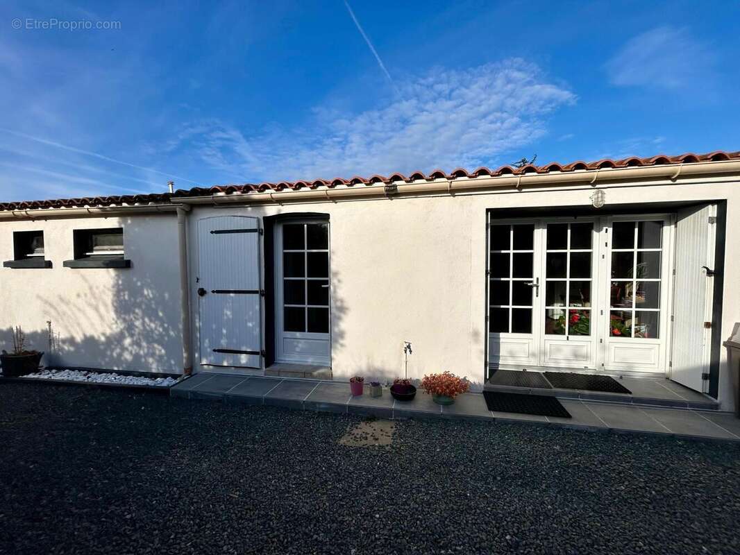 Photo 2 - Maison à LAIROUX
