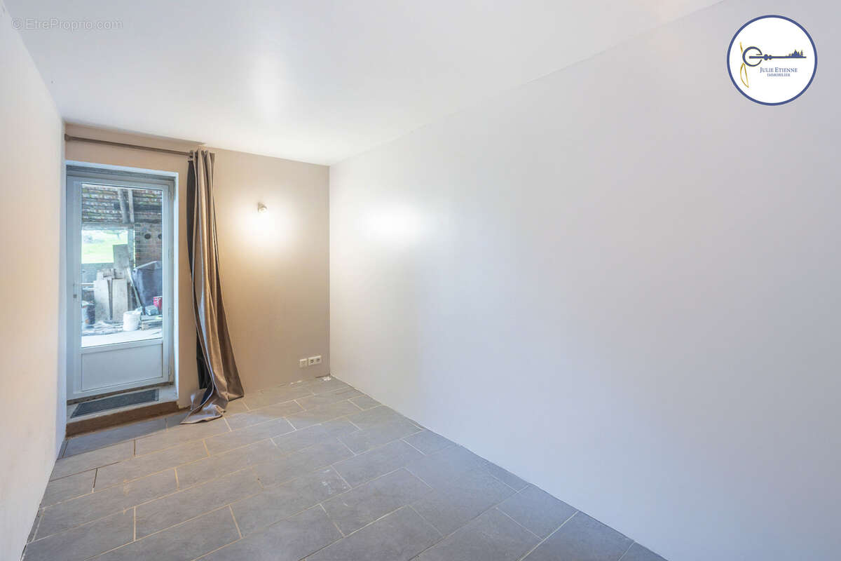 Maison à DAMAS-AUX-BOIS