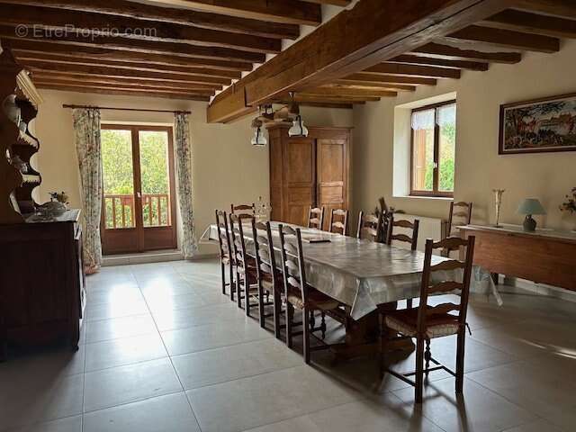 Maison à BESSE-SUR-BRAYE