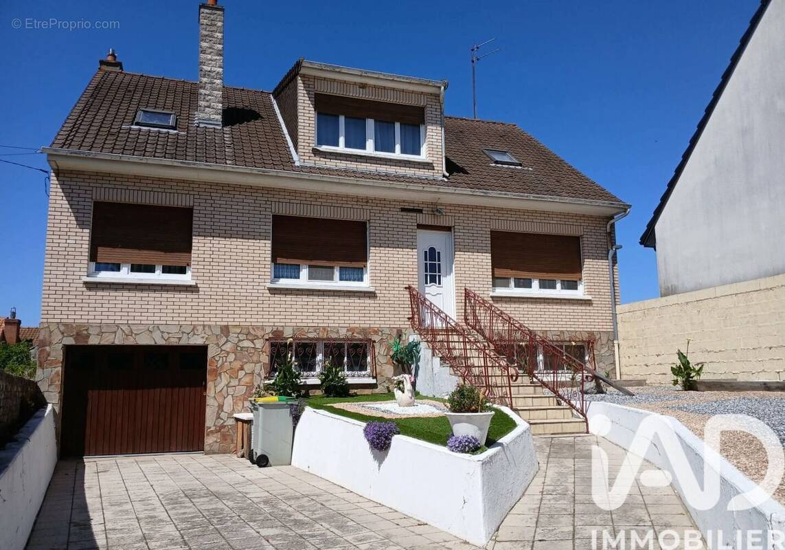 Photo 1 - Maison à MAMETZ