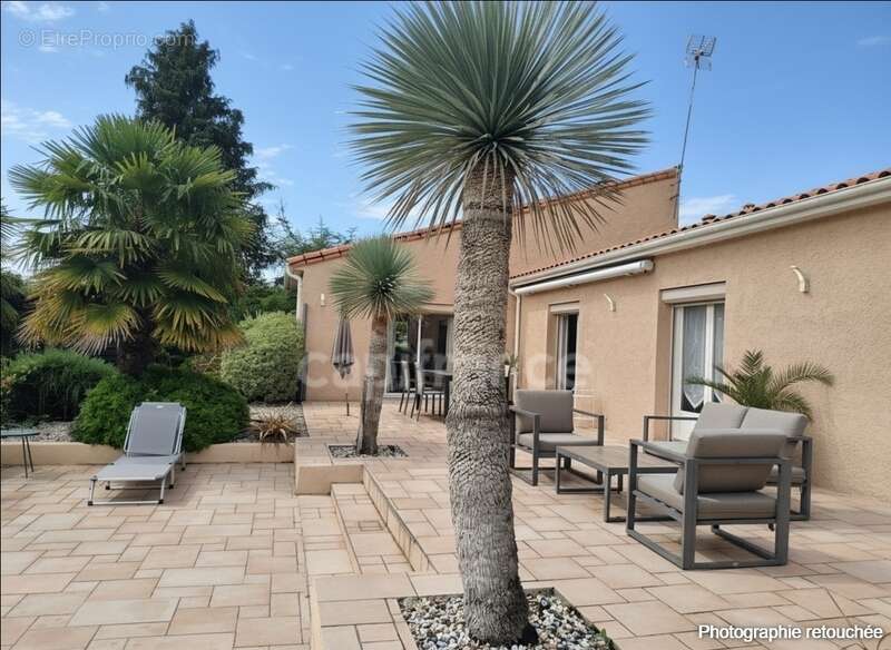 Maison à PISANY