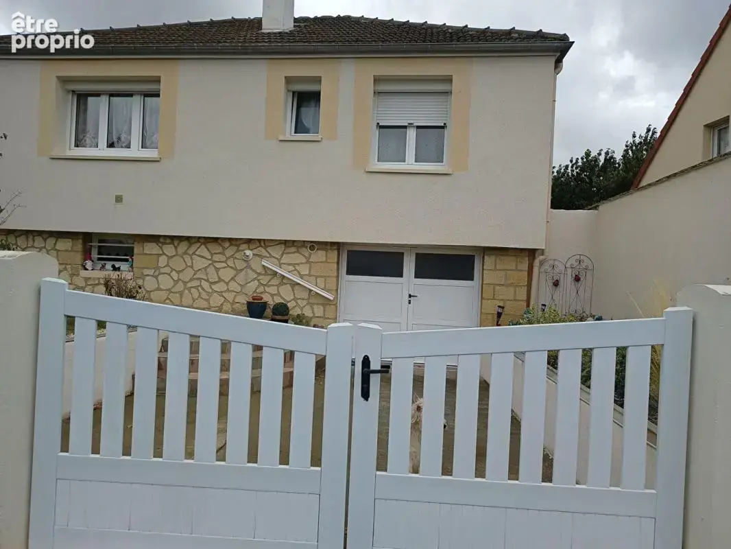 Maison Frenouville 6 pièce(s) 50 m2 - photo 2