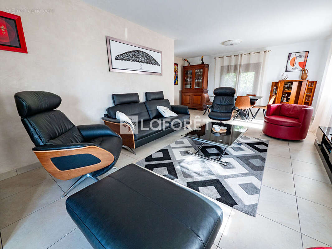 Maison à SAINT-GENIS-DES-FONTAINES