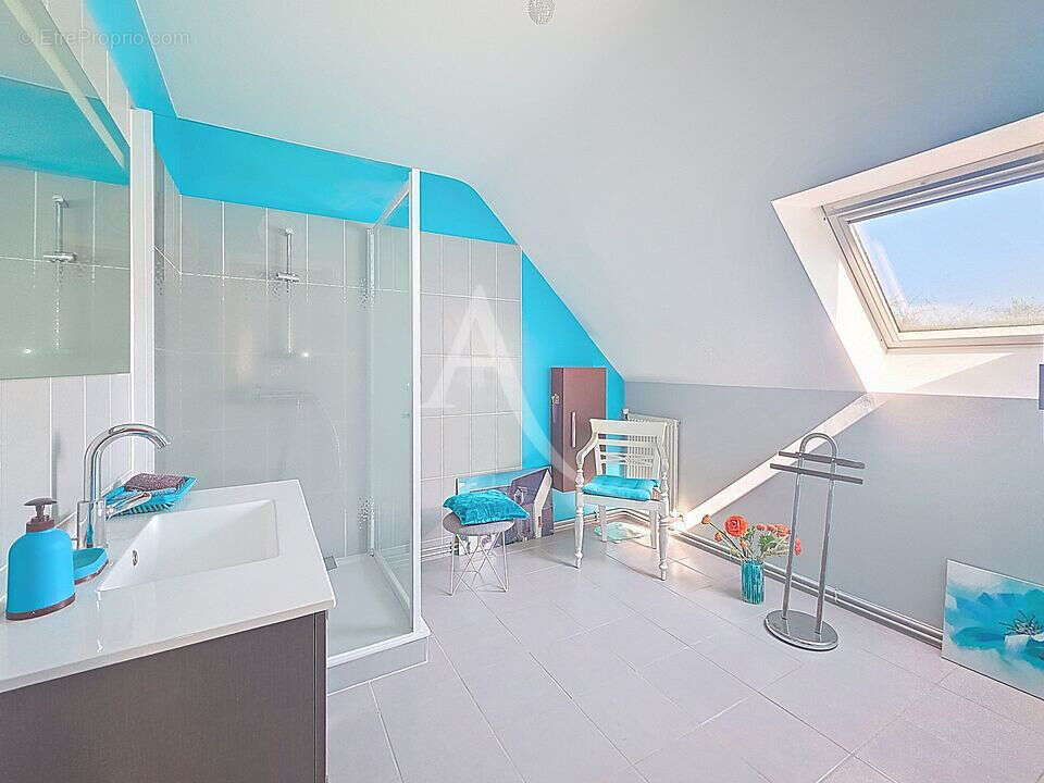 Maison à BOUCHEMAINE