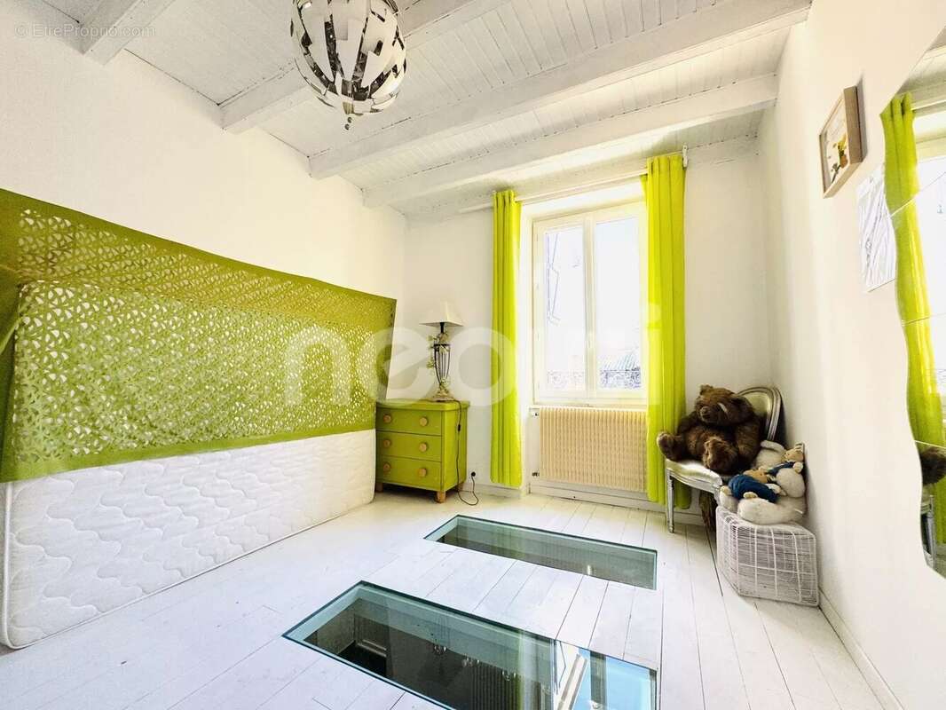 Maison à CHATEAUGAY