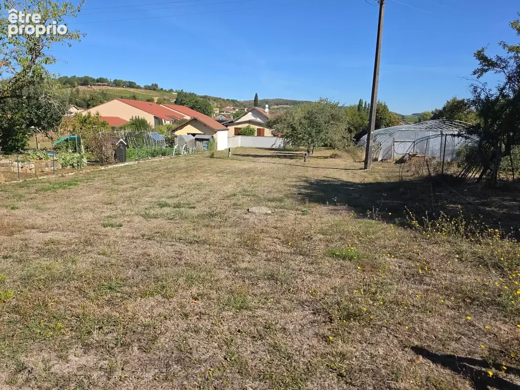 Photo 1 - Terrain à LUGNY