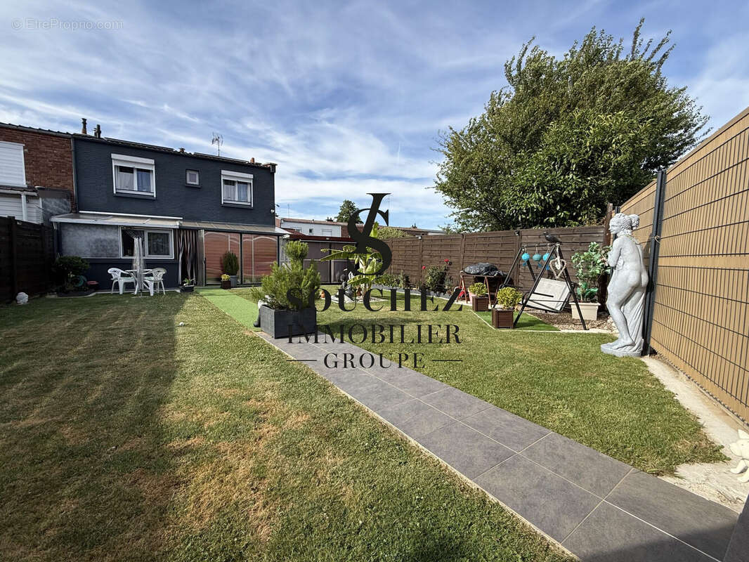Maison 95 m² à Beaurains  - photo 2