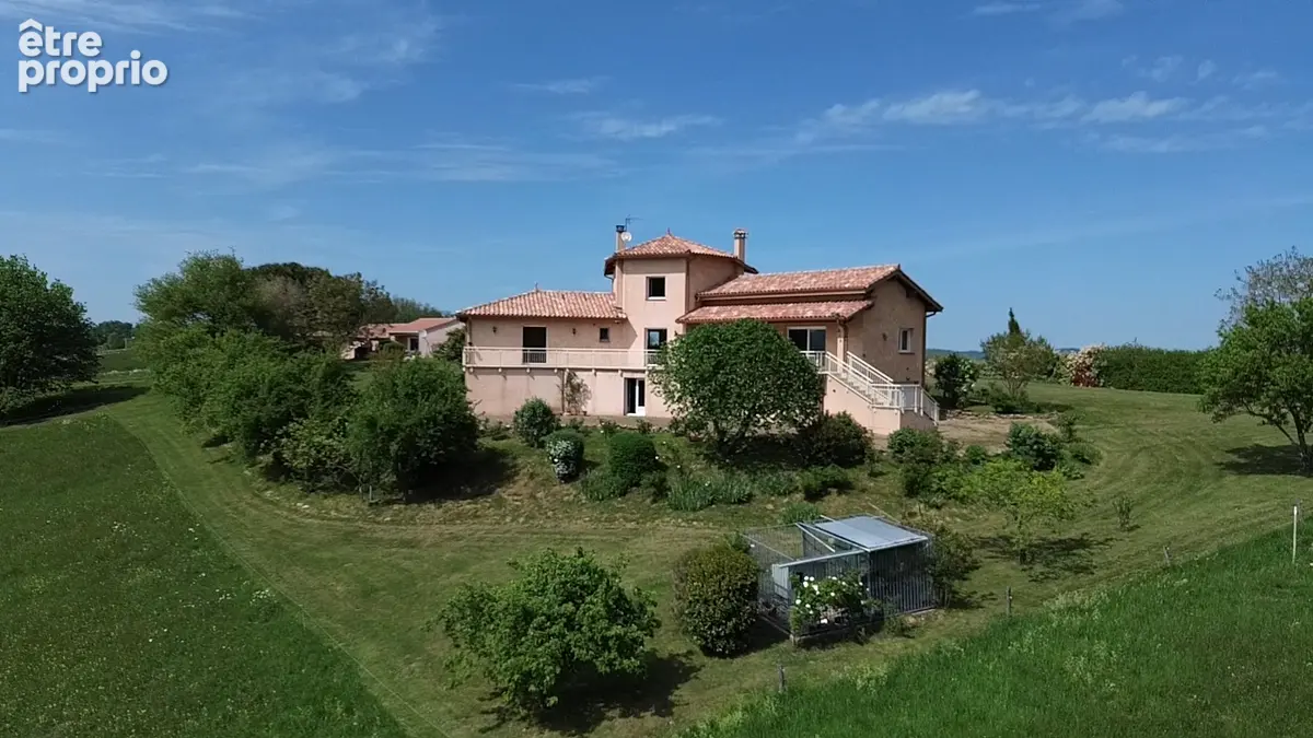 Photo Maison à Saint-Girons au prix de 460 000€
