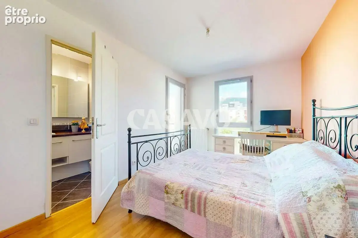 Vente Maison 5 pièces de 116m² - 01170 Ségny - photo 4