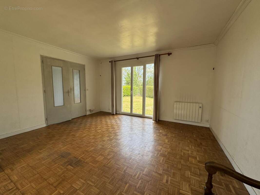 Maison à BEAUMONT-EN-AUGE
