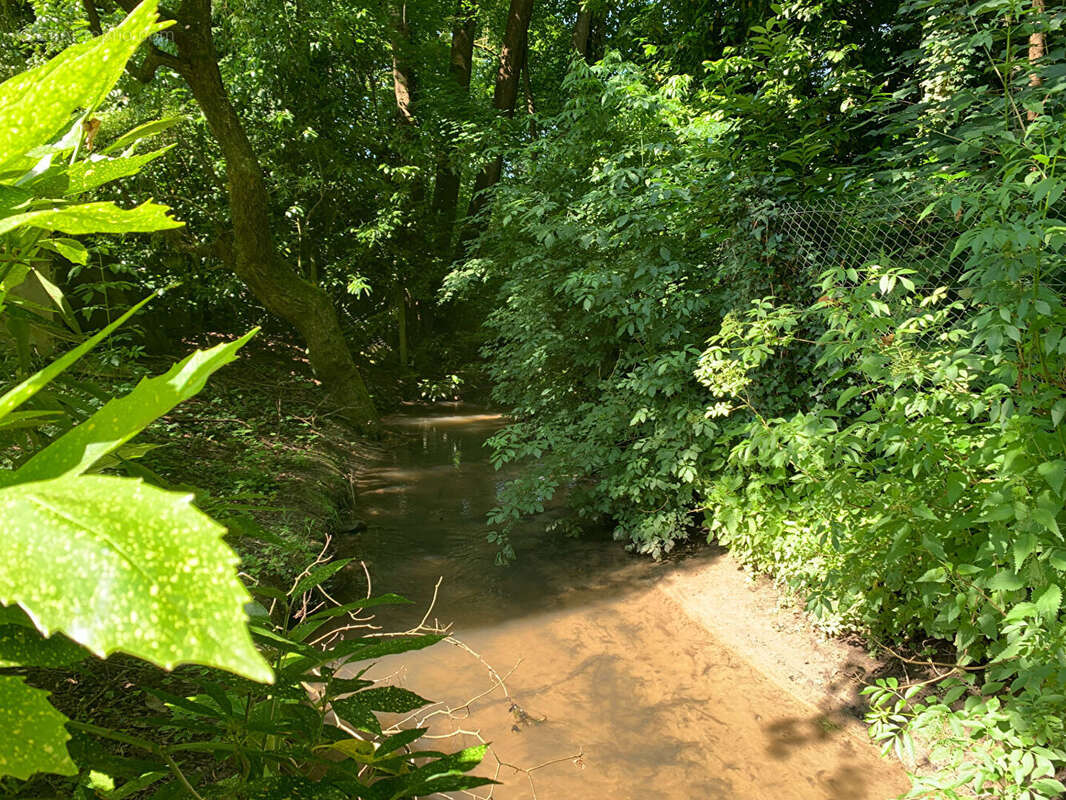 Maison à CIRES-LES-MELLO