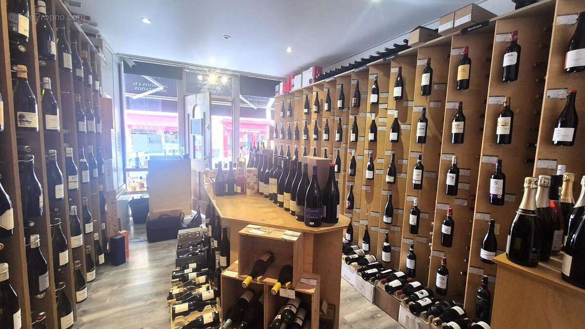 Photo 4 - Commerce à LE BOIS-D&#039;OINGT