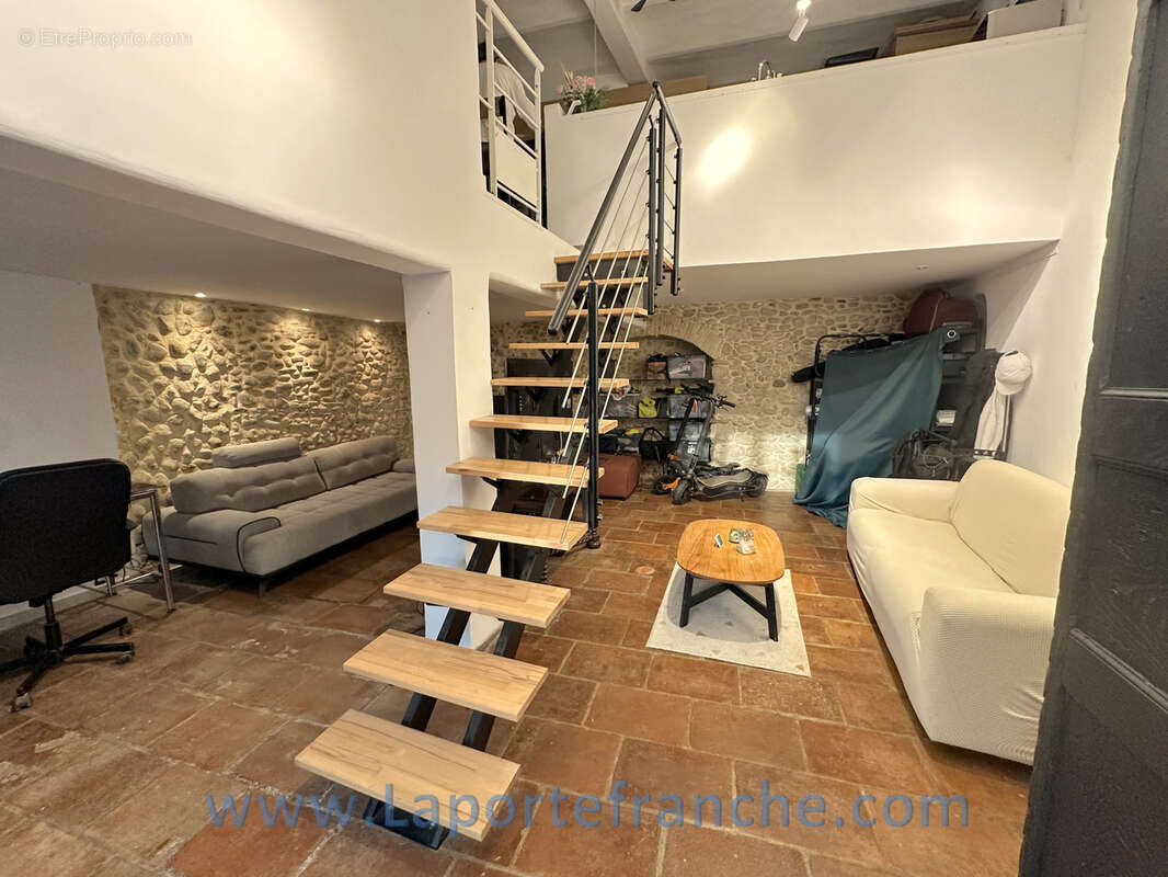 Haut de Cagnes 3 Pièces duplex 70 m2 - photo 7