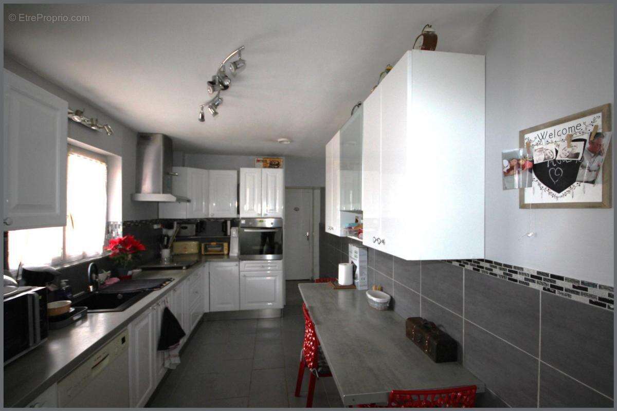 Maison à MAYET