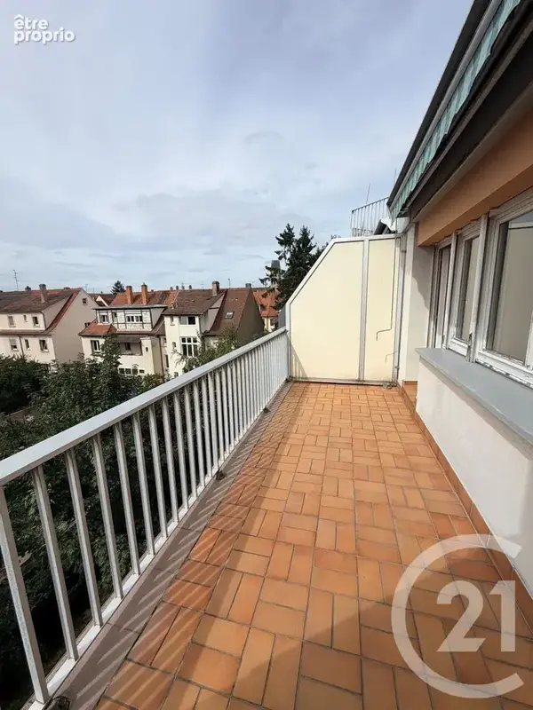 Appartement 2 pièces 74 m² à vendre à Strasbourg (67200) - photo 2