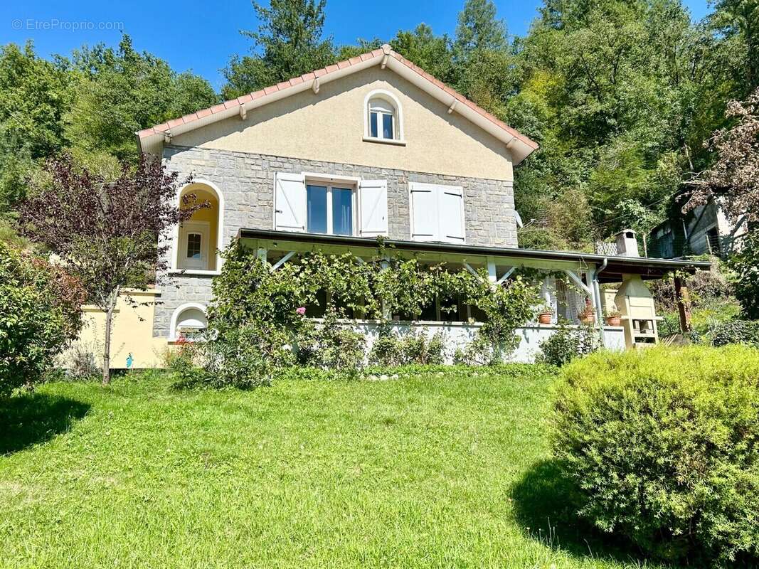 Maison à LAGUENNE