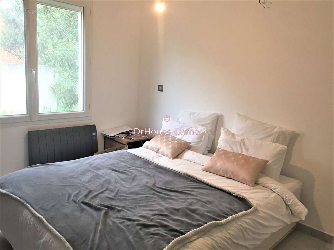 Maison 106 m² à Marignane  - photo 6