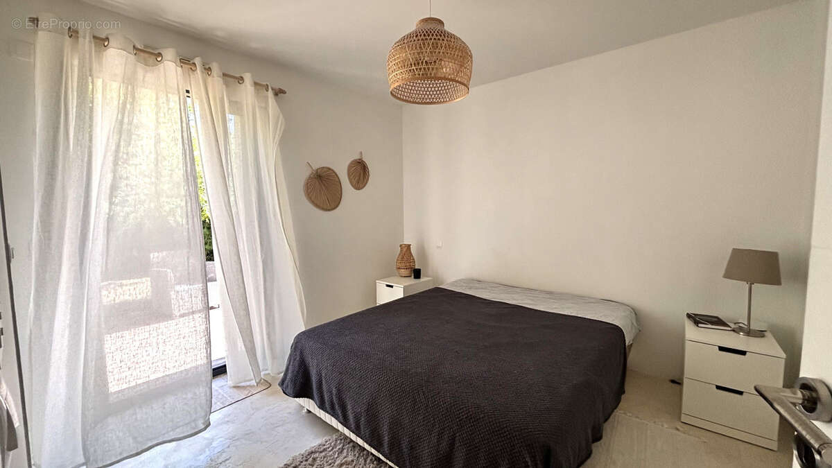 Maison recente en impasse - photo 11