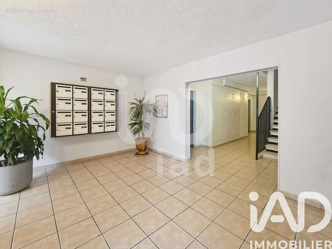 Photo 8 - Appartement à NIMES