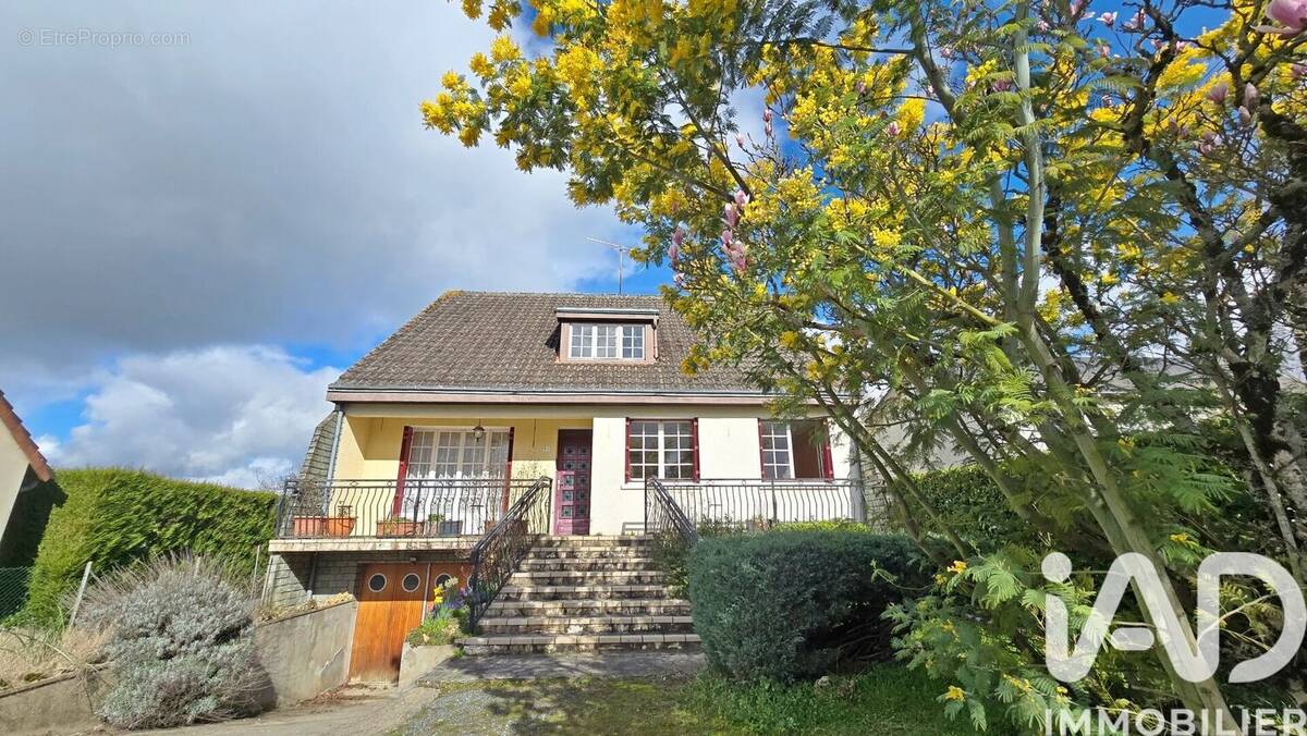 Photo 1 - Maison à SAINT-MAUR