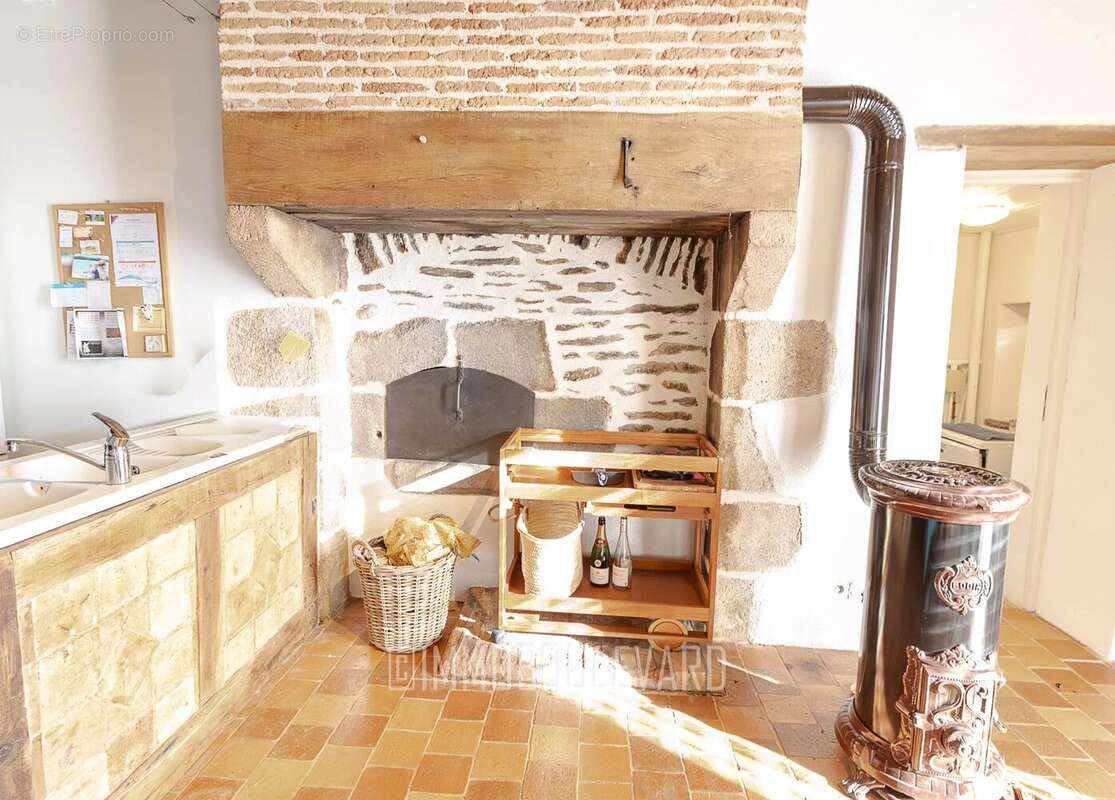 Maison à BOUSSAC-BOURG