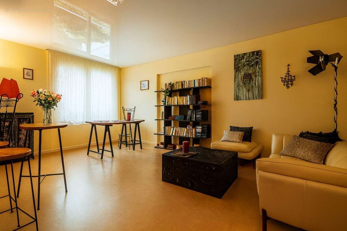 Appartement à MAISONS-ALFORT