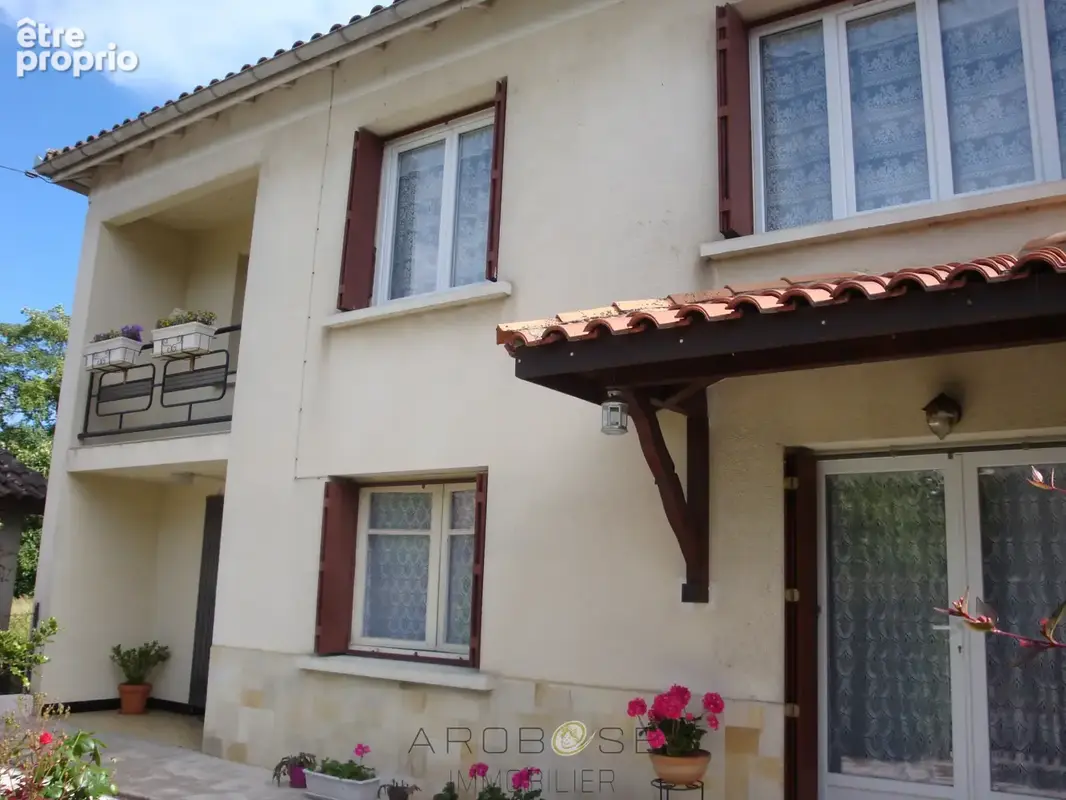 Maison à LE MAS-D'AGENAIS