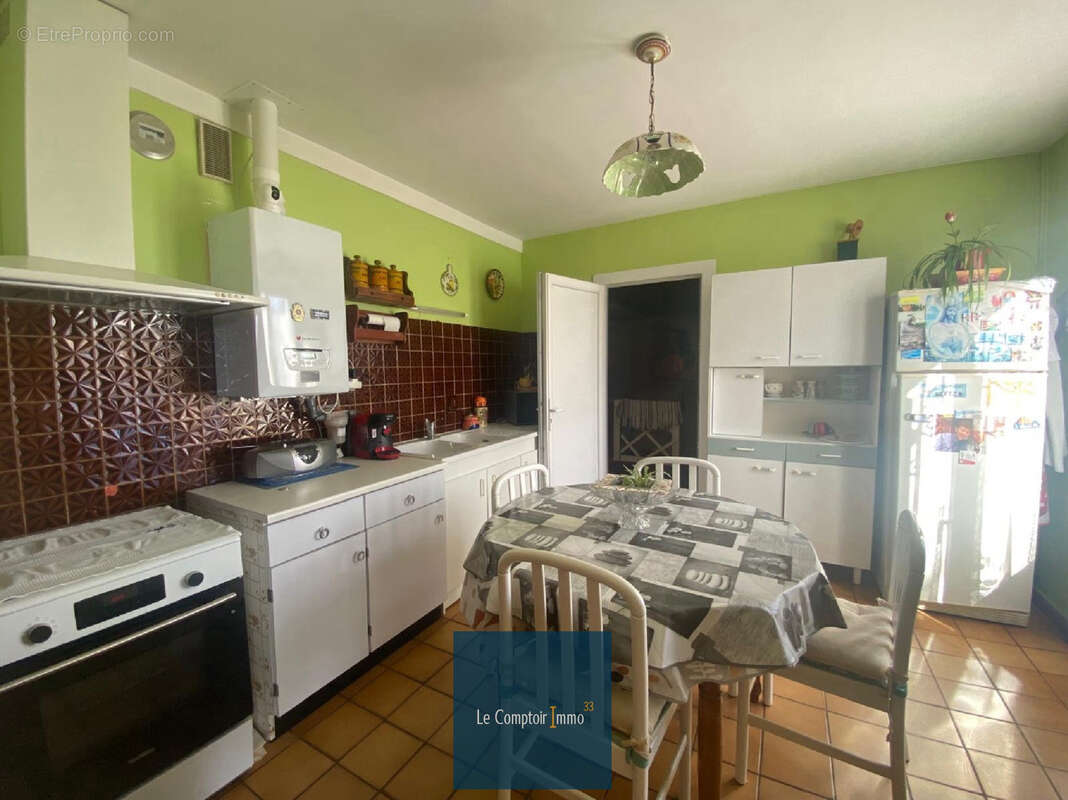 Maison à CARBON-BLANC