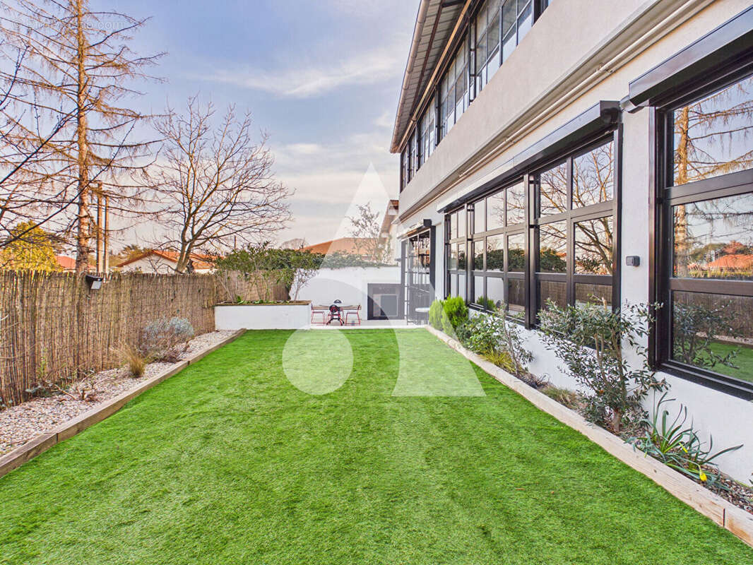 Appartement à CALUIRE-ET-CUIRE