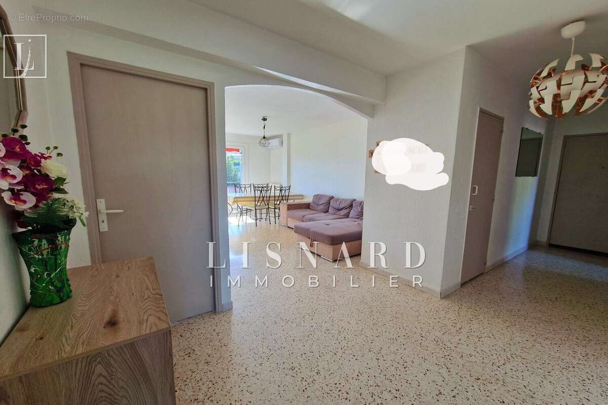 Appartement 65 m² à Vallauris  - photo 9