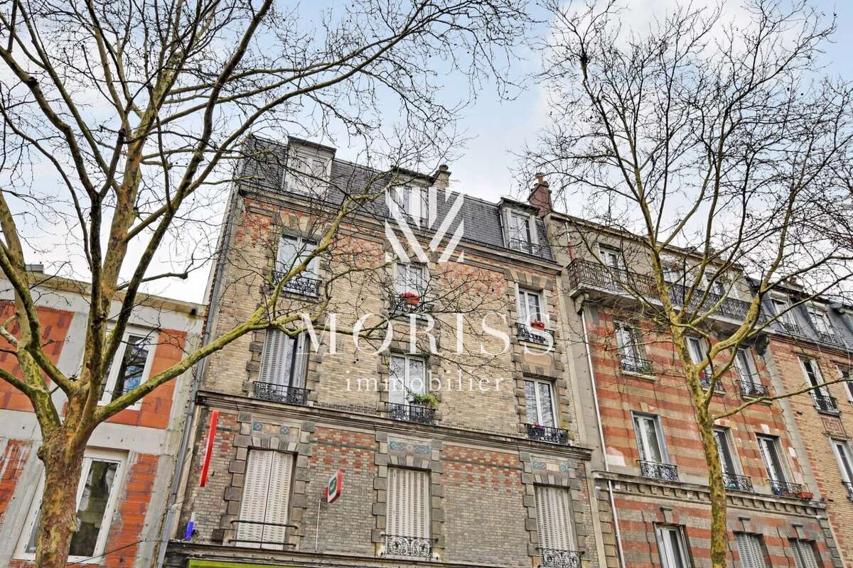 Appartement à LES LILAS