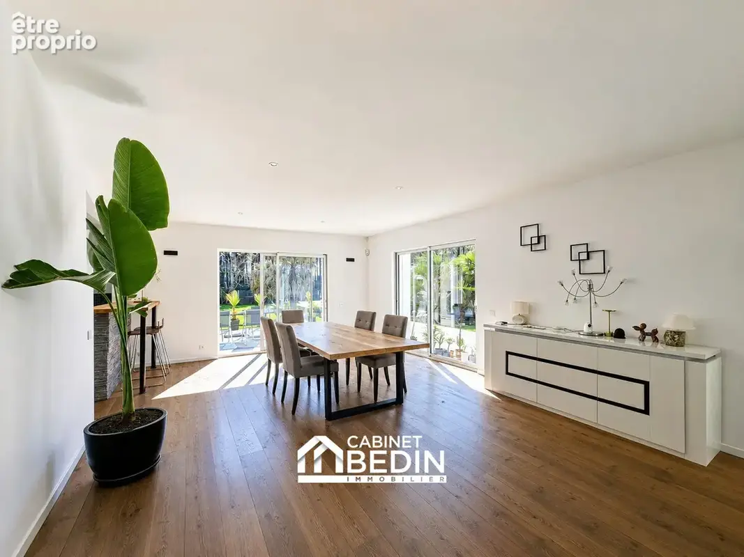 Maison 8 pièces 223 m² à vendre à Biscarrosse (40600) - photo 3