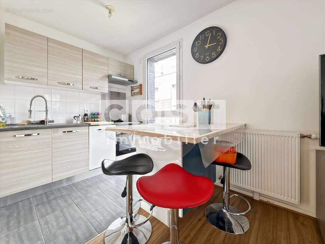 Appartement à GENNEVILLIERS