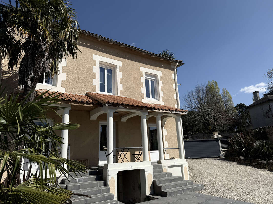 Maison à SMARVES