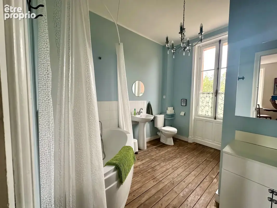 Maison de Maître avec piscine et vues exceptionnelles - photo 7