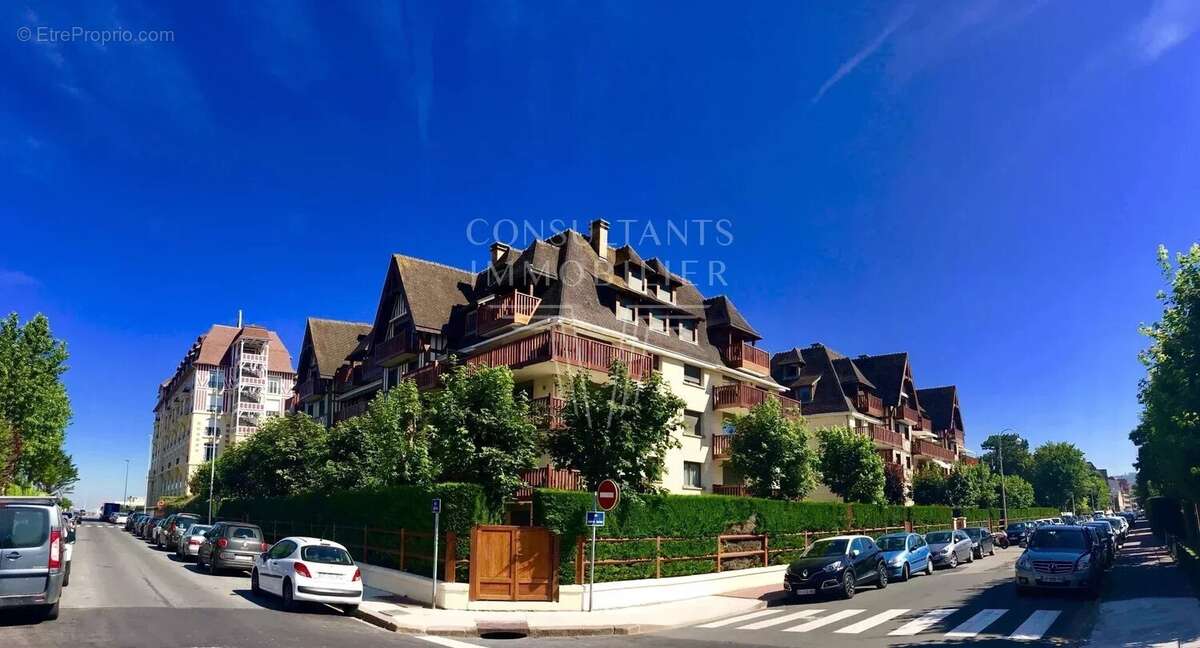 Appartement à DEAUVILLE