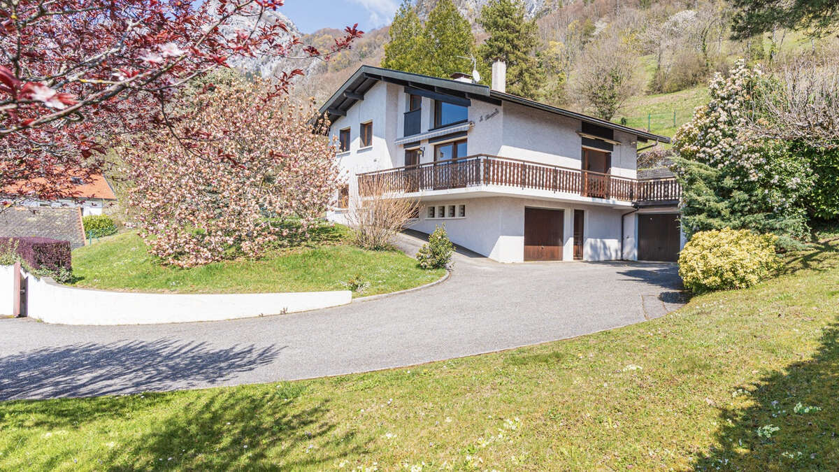Maison à VEYRIER-DU-LAC